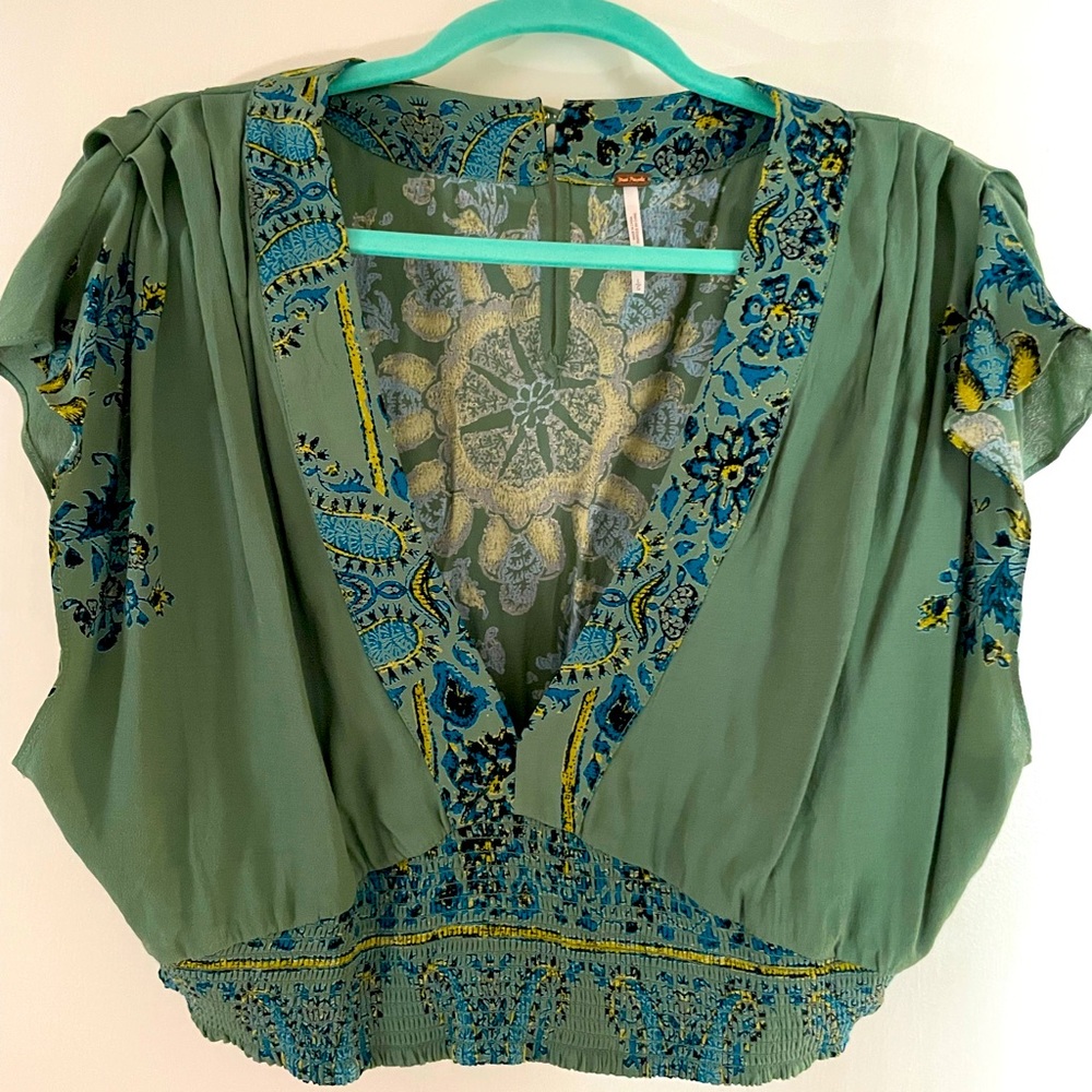 Free People crop top size Large